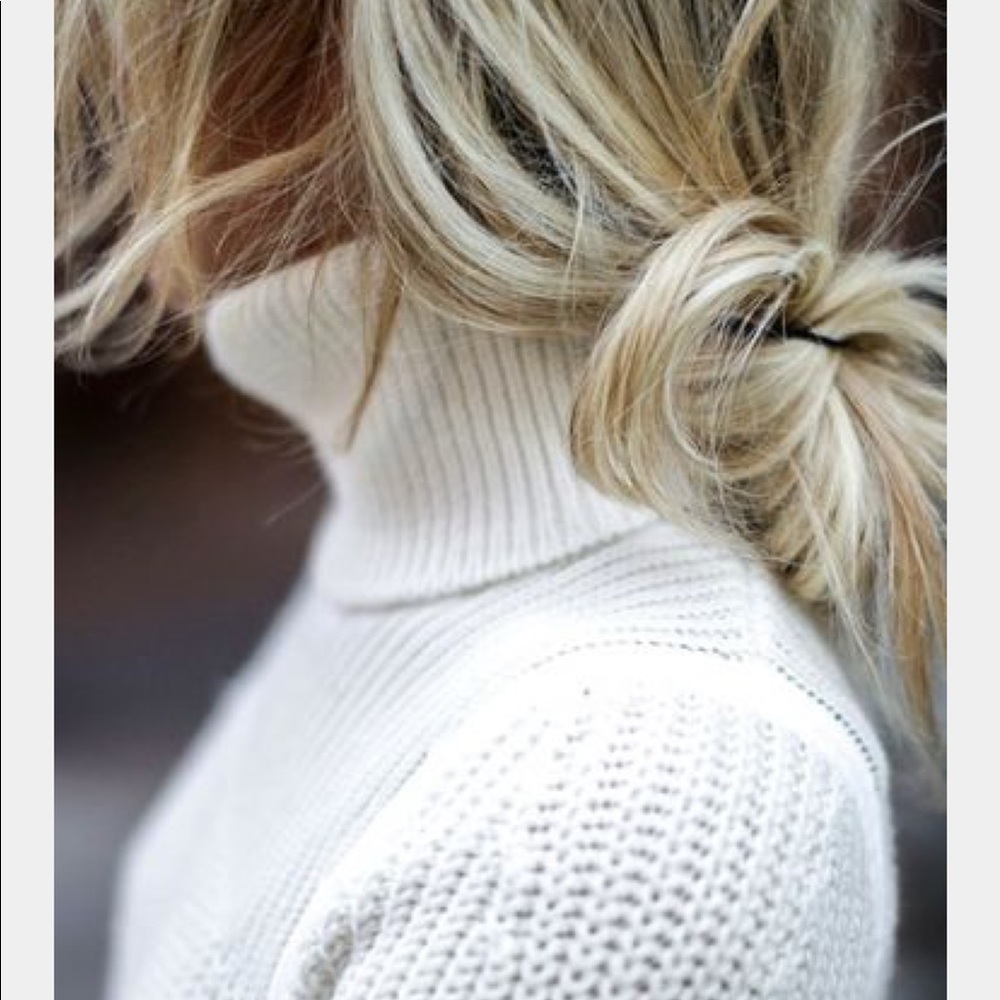 Sweater - Picture 3 of 7